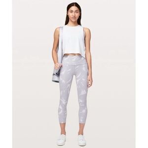 Lululemon Wunder Under Leggings HR Tight Luxtreme Flower Pop White Silver. Sz 12